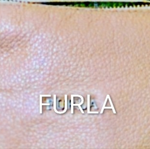 FURLA Pink Pebbled Crossbody Bag Elegant Bag EUC 🌷💖 - Picture 6 of 6